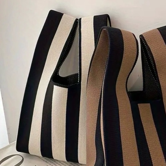 Striped Knitted Striped Small Tote Bag - Picture 5 of 10